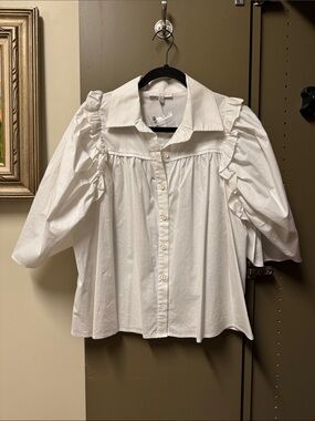 Karlie White Ruffled Puff-Sleeve Button-Down Top